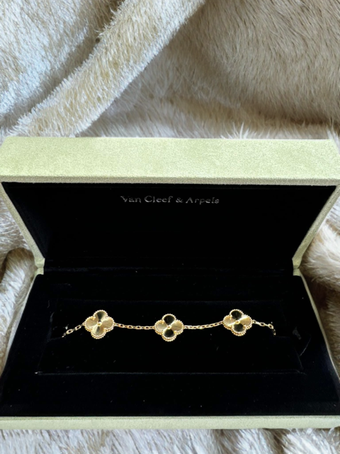 Designer 18k Solid Gold Bracelet