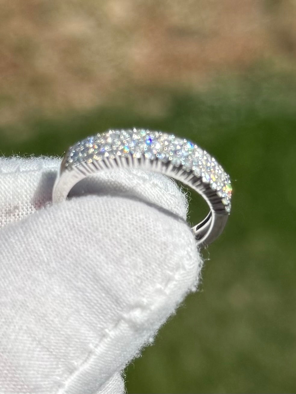10k White Gold Diamond Ring